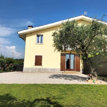 فيلا Casa Degli Ulivi لاتيزي المظهر الخارجي الصورة
